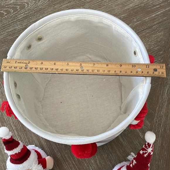 Christmas Decorations - Picture 3 of 7